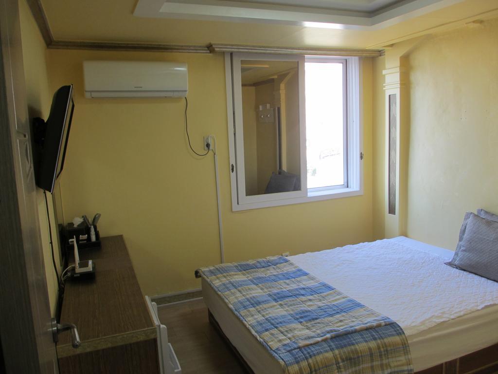 יאוסו Moiri Guesthouse מראה חיצוני תמונה