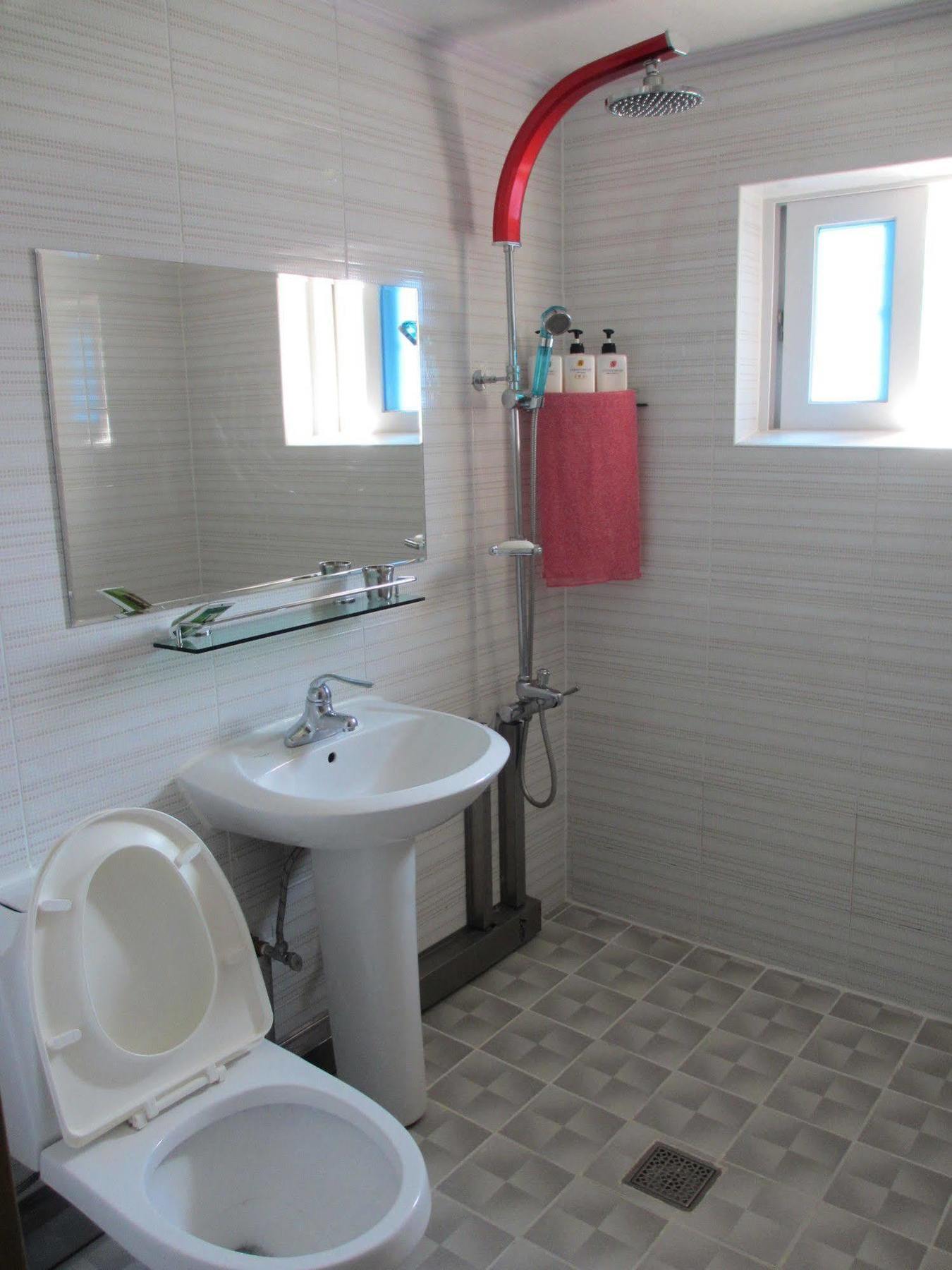 יאוסו Moiri Guesthouse מראה חיצוני תמונה