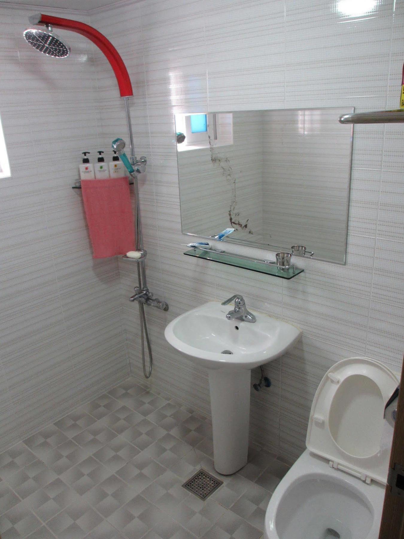 יאוסו Moiri Guesthouse מראה חיצוני תמונה